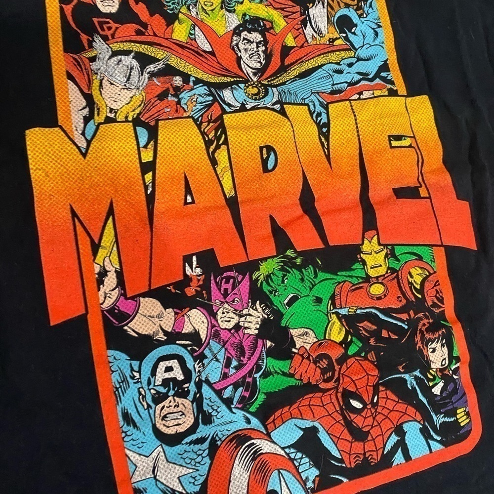 Marvel Comics Graphic Animated T-Shirt - Picture 6 of 6